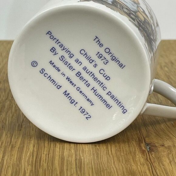 Berta Hummel Schmid Bros West Germany 1973 Childs Cup Mug Baby in Basket - Picture 7 of 10